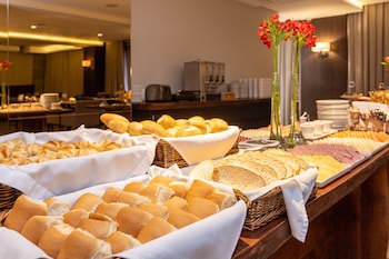 Faial Prime Suites