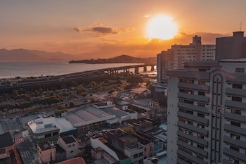 Faial Prime Suites