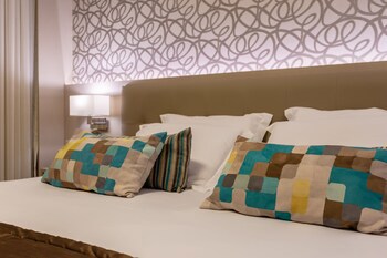 Faial Prime Suites