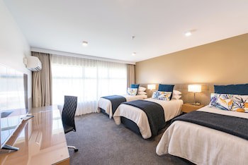 Distinction Hamilton Hotel & Conference Centre