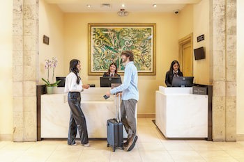 Real Intercontinental San Pedro