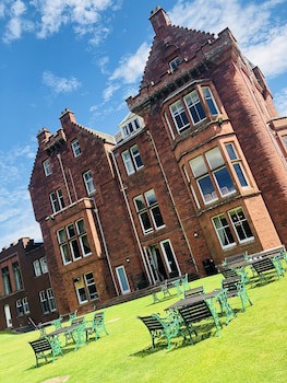 Dryburgh Abbey Hotel