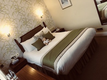 Dryburgh Abbey Hotel
