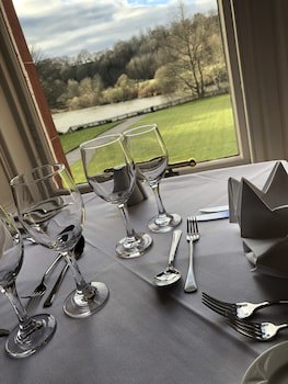 Dryburgh Abbey Hotel