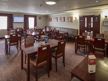 Holiday Inn Express Glenrothes, An Ihg Hotel
