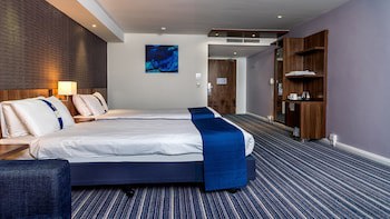 Holiday Inn Express Glenrothes, An Ihg Hotel