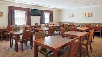 Holiday Inn Express Glenrothes, An Ihg Hotel