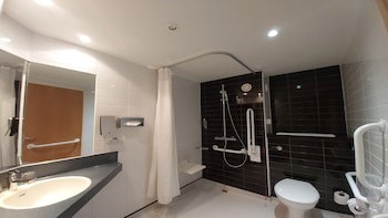 Holiday Inn Express Glenrothes, An Ihg Hotel