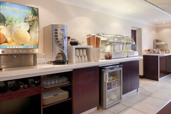 Holiday Inn Express Glenrothes, An Ihg Hotel