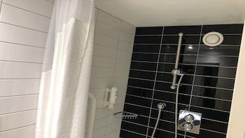 Holiday Inn Express Glenrothes, An Ihg Hotel