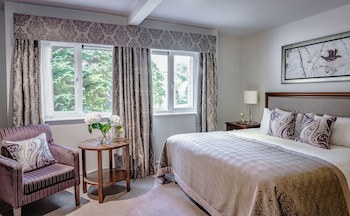 Bailbrook House