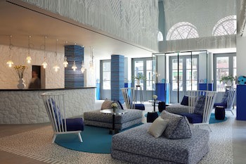 Fresh Hotel