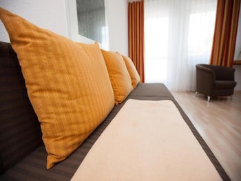 UNO Hotel Stuttgart Großbettlingen galeri fotoğrafı