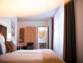 UNO Hotel Stuttgart Großbettlingen fotoğrafı