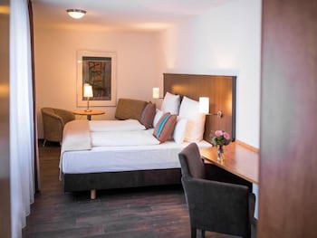UNO Hotel Stuttgart Großbettlingen galeri fotoğrafı