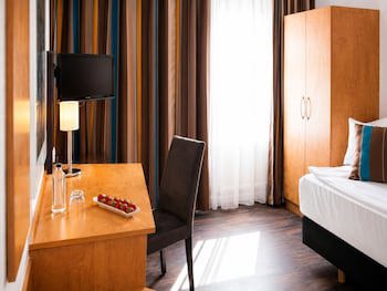 UNO Hotel Stuttgart Großbettlingen galeri fotoğrafı