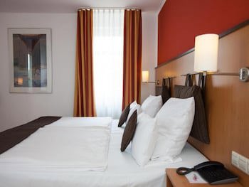 UNO Hotel Stuttgart Großbettlingen galeri fotoğrafı