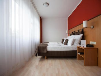UNO Hotel Stuttgart Großbettlingen galeri fotoğrafı