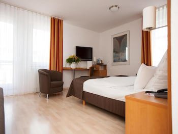 UNO Hotel Stuttgart Großbettlingen galeri fotoğrafı