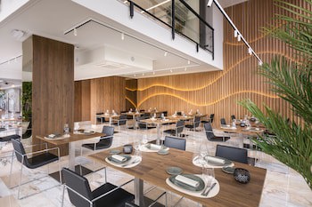 Salles Hotel Ciutat Del Prat Barcelona Airport