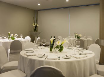 Casa Grande Suites