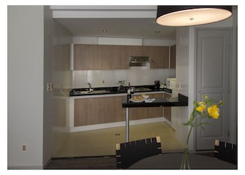 Casa Grande Suites