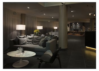 Casa Grande Suites