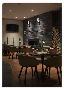 Casa Grande Suites