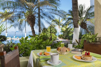 El Pescador Hotel