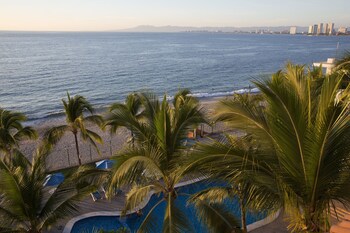 El Pescador Hotel