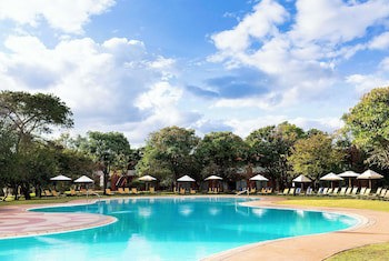 Avani Victoria Falls Resort