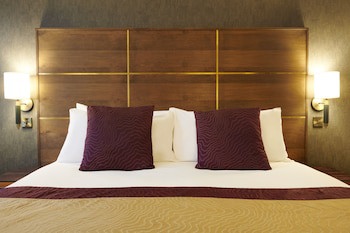 Aldwark Manor Estate