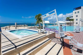 Hilton Vacation Club Flamingo Beach St. Maarten