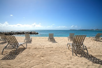Hilton Vacation Club Flamingo Beach St. Maarten