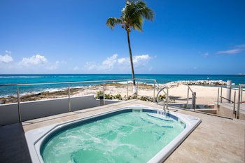 Hilton Vacation Club Flamingo Beach St. Maarten