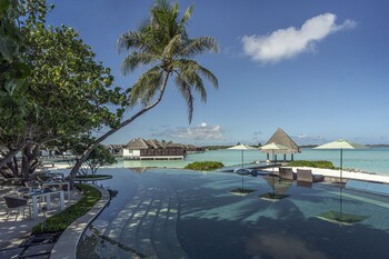Four Seasons Maldives At Kuda Huraa