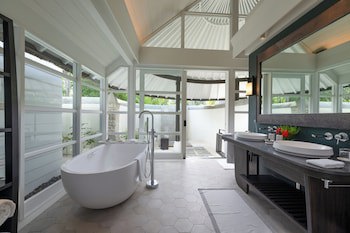 Four Seasons Maldives At Kuda Huraa