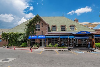 Quinta Dorada Hotel And Suites