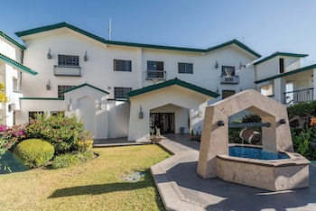 Quinta Dorada Hotel And Suites