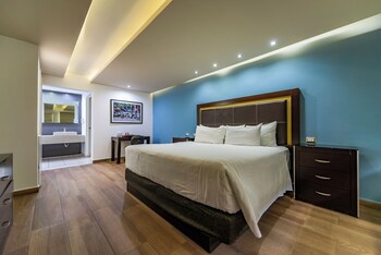 Quinta Dorada Hotel And Suites