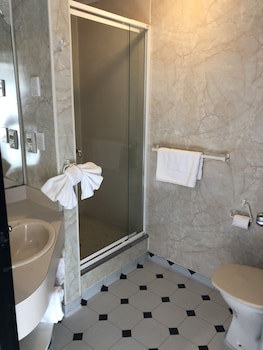 Alcamo Hotel & Conference Centre