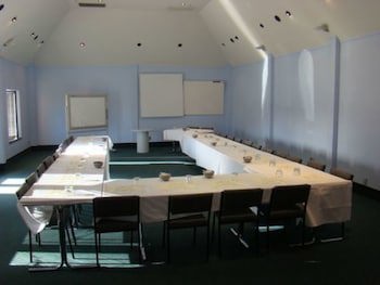 Alcamo Hotel & Conference Centre