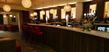 Best Western Plus Oaklands Hotel
