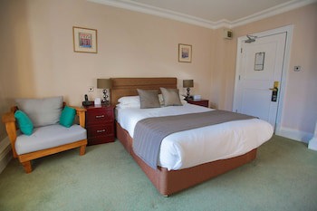 Best Western Plus Oaklands Hotel
