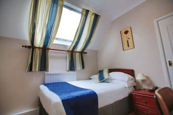 Best Western Plus Oaklands Hotel