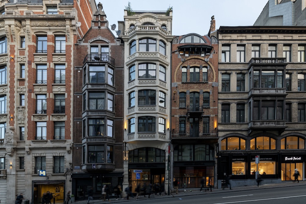 9Hotel Central