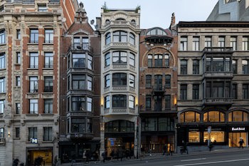9Hotel Central