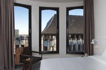 9Hotel Central