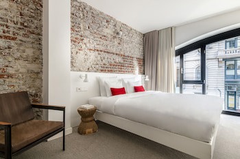 9Hotel Central