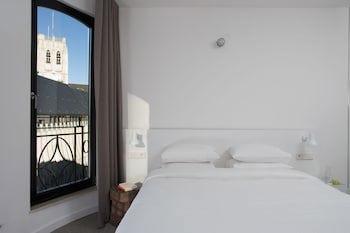 9Hotel Central